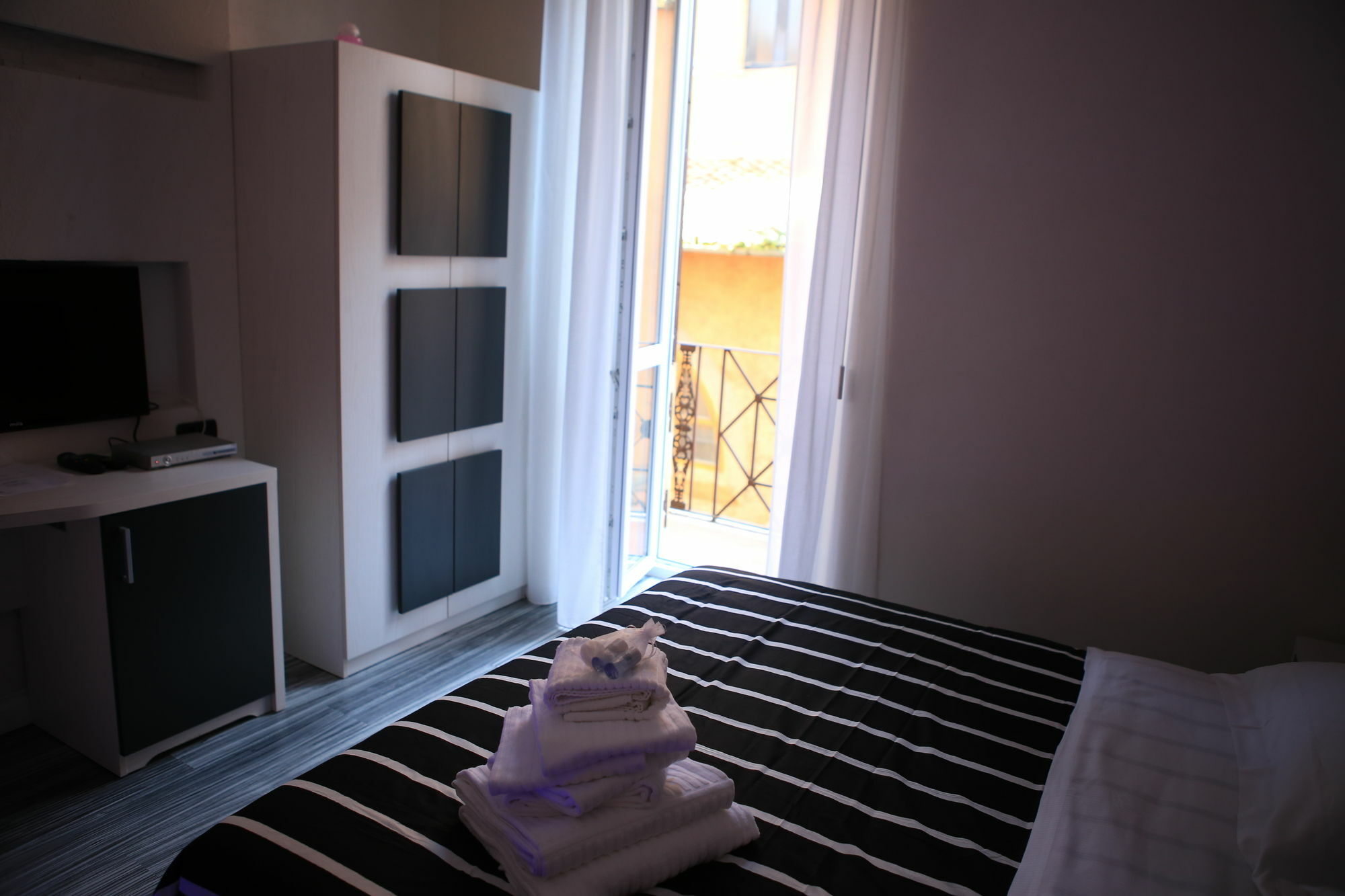 Cenci Bb Via Del Corso Hotell Rom Exteriör bild